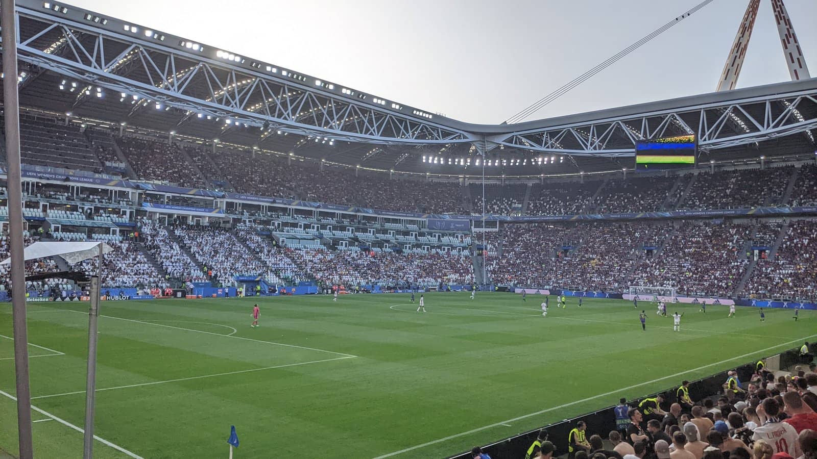 Allianz Stadium atmosferi