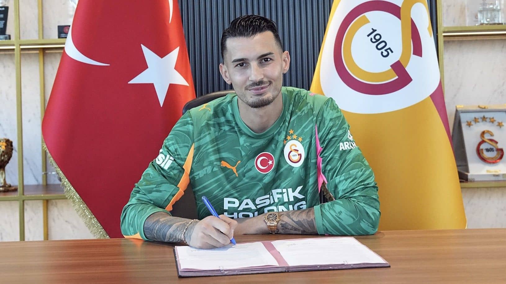 Galatasaray'dan erken Uğurcan Çakır hamlesi! Maaşına dev zam