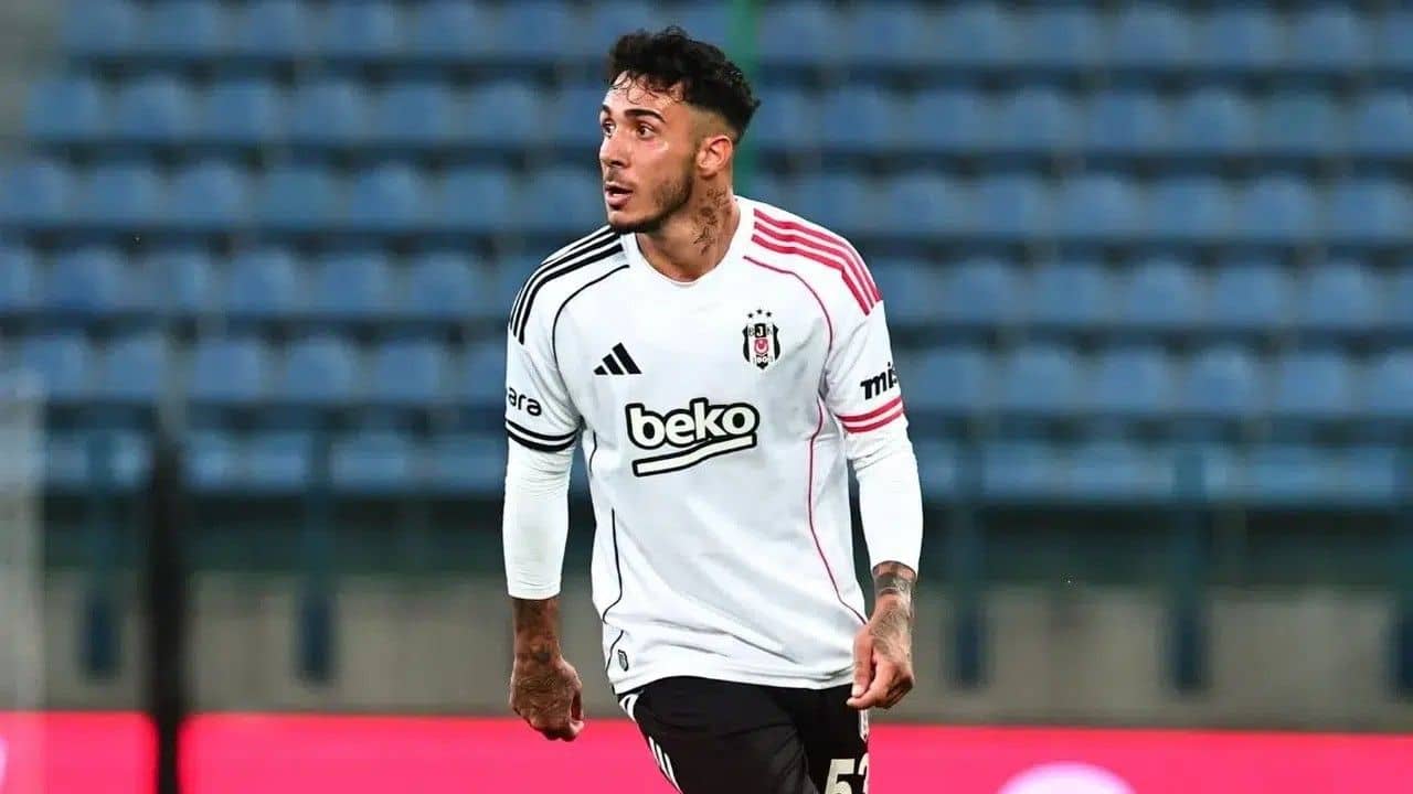 Beşiktaş'ta Emirhan Topçu Trabzonspor maçının kadrosundan çıkarıldı!