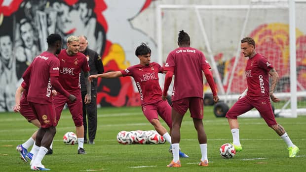 Galatasaray, Antalyaspor maçına hazır!