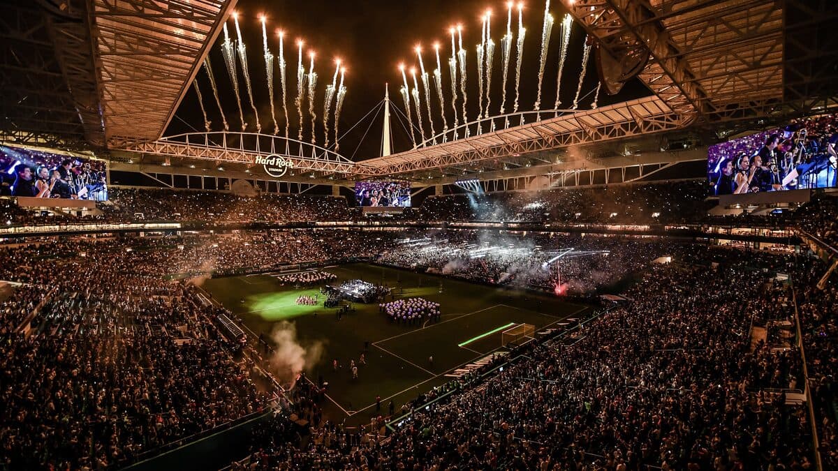 Açık stadyum hava perspektifi, Miami tropikal atmosfer