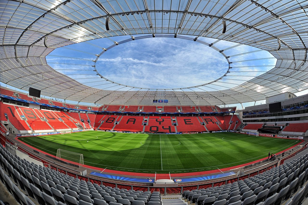 Bayer Leverkusen maç ve stadyum anları