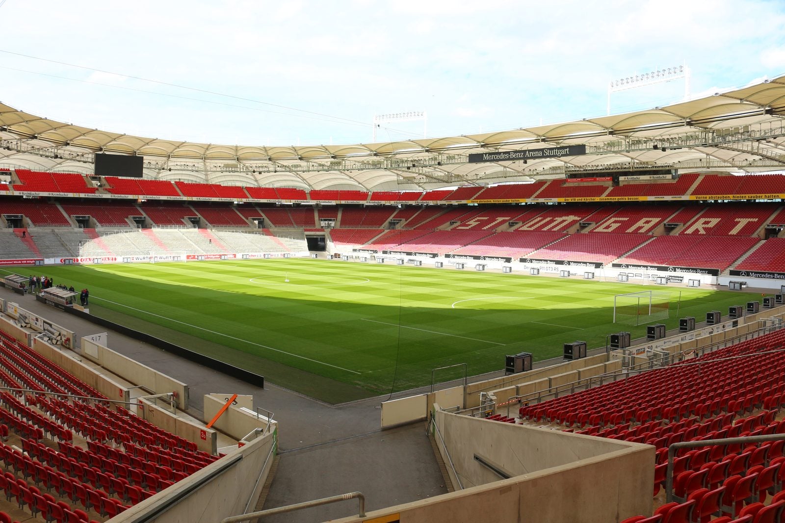 VfB Stuttgart maç ve stadyum anları