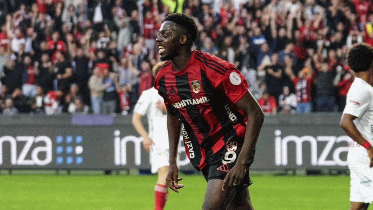Beşiktaş ve Fenerbahçe'ye tanıdık Gineli forvet: Mohamed Bayo!