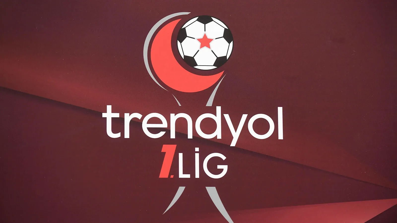 TFF 1. Lig’de teknik direktör kıyımı! Sadece 4 takım...