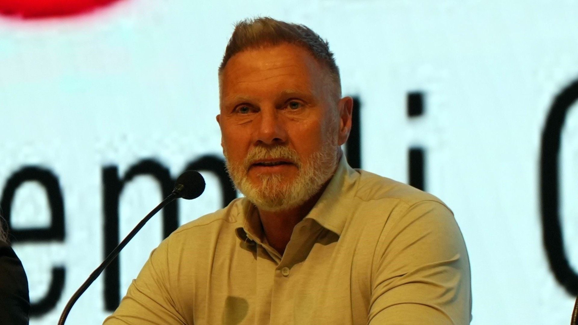 Thorsten Fink: "Şimdiye kadar aldığımız en önemli galibiyet Galatasaray maçıydı"
