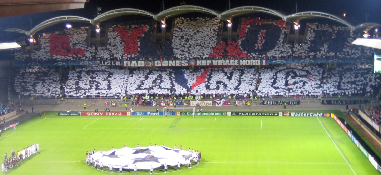 Lyon maç ve stadyum anları